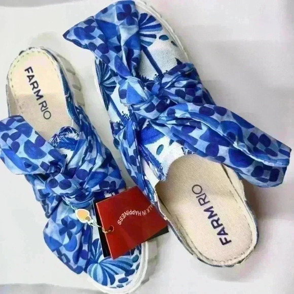FARM RIO Women’s Tropical Sweet Rio Mule Sneaker With Blue Bow NWT SIZE 9 - Picture 11 of 15